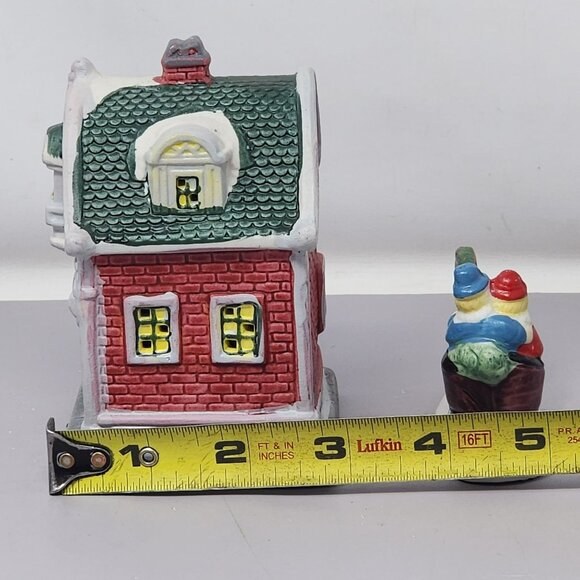 Vintage Christmas Village‎ Toy Shop & Santa Sleigh Figurines Holiday - Picture 10 of 11